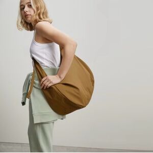 Everlane The Oversized Carryall Breen